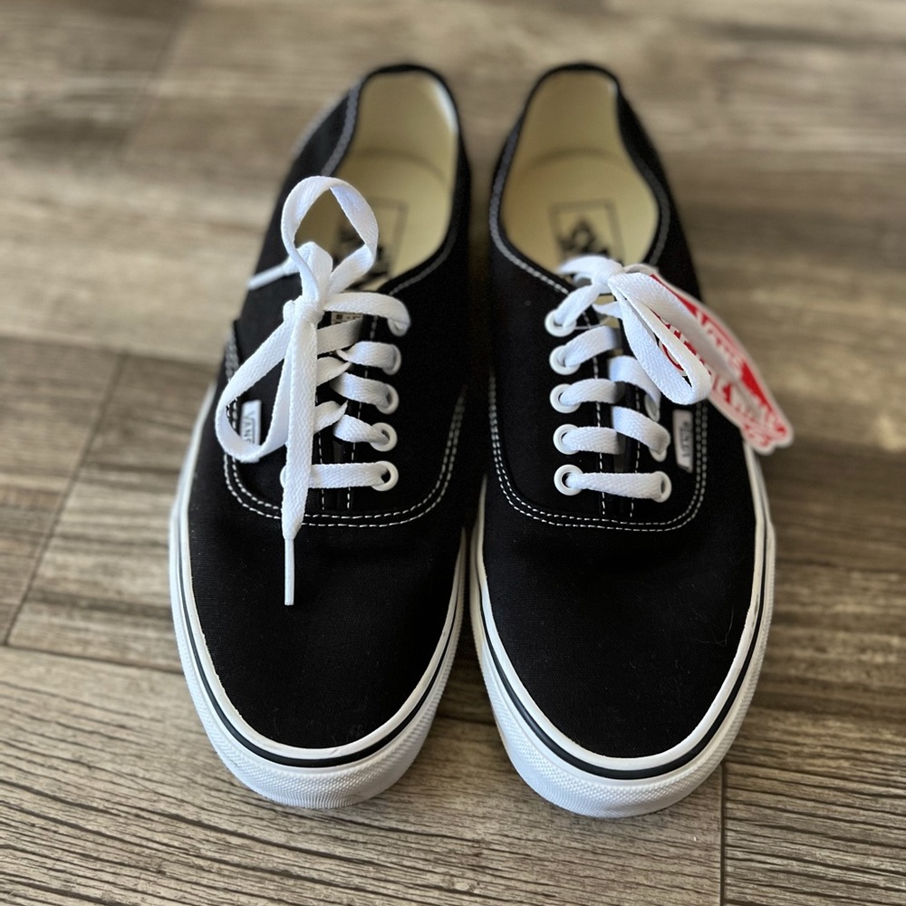 VANS classic authentic black sneakers